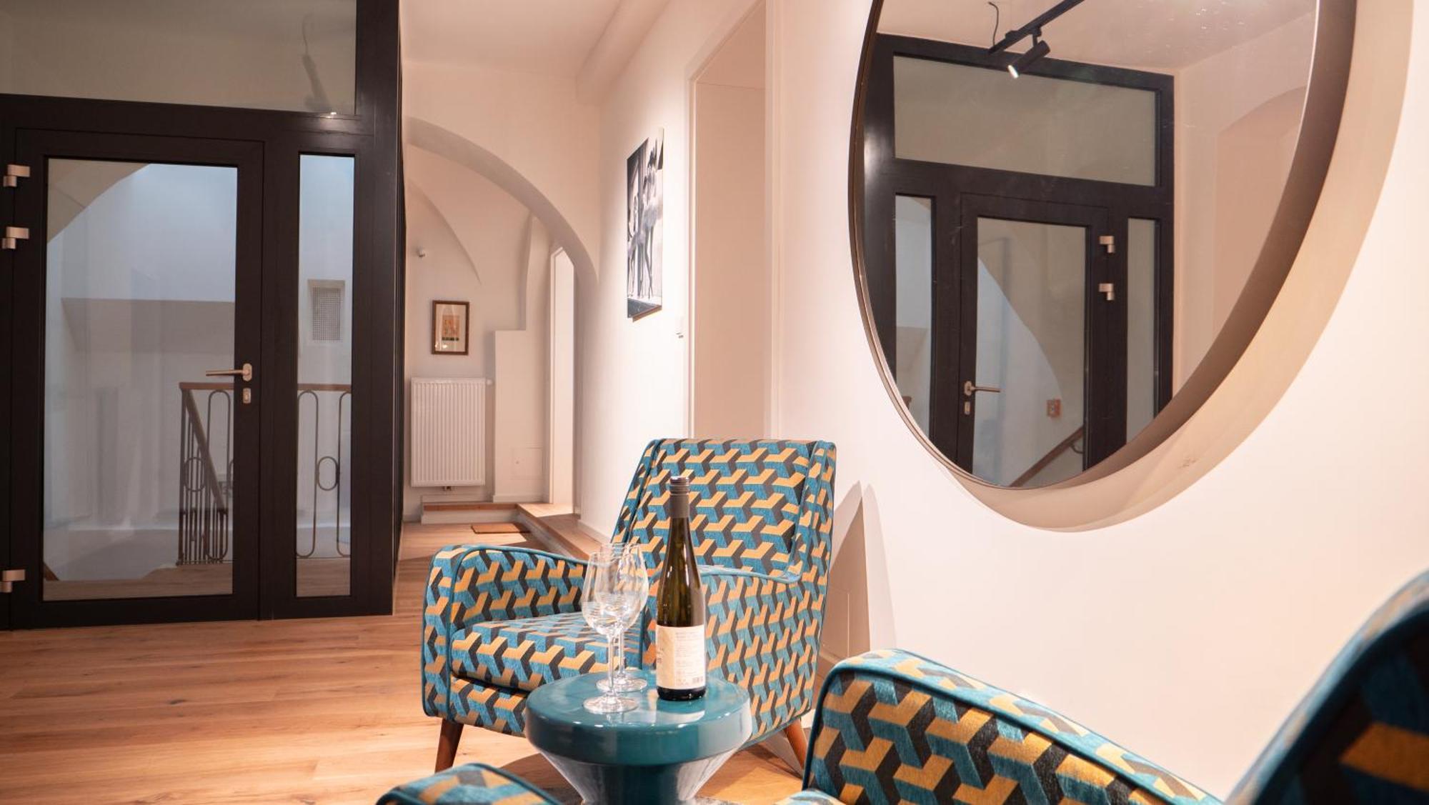 Smile Apartments Im Stadtzentrum クレムス アン デル ドナウ エクステリア 写真
